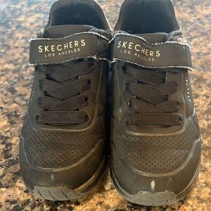 Skechers Kids Black Sneakers with Velcro Strap